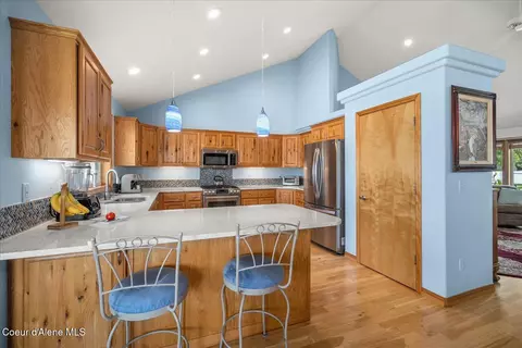 Kitchen - 2644 W Falling Star Loop, Post Falls, ID 83854 photo 2 of 3