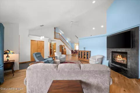 Living - 2644 W Falling Star Loop, Post Falls, ID 83854 photo 2 of 2