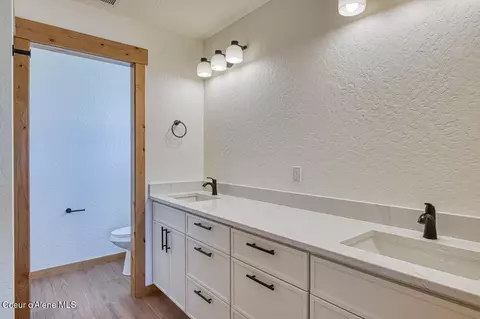 Bath - 3606 N Blaze Loop, Post Falls, ID 83854 photo 1 of 4
