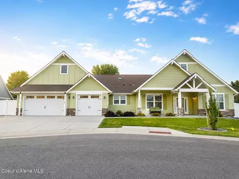 10723 N Murcia Ln, Hayden, ID 83835