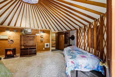 Bedroom - 6328 River Rd, Clark Fork, ID 83811 photo 13 of 15