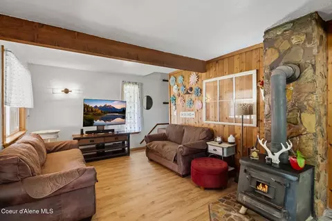 Living - 6328 River Rd, Clark Fork, ID 83811 photo 1 of 2