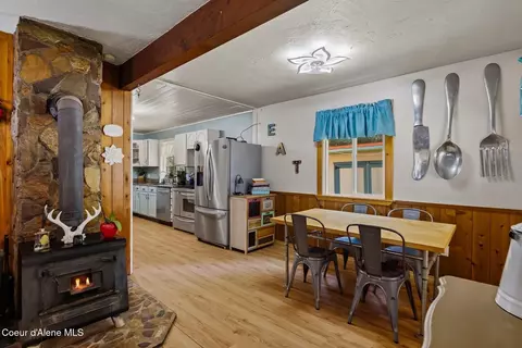 Dining - 6328 River Rd, Clark Fork, ID 83811 photo 1 of 2
