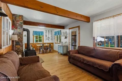 Living - 6328 River Rd, Clark Fork, ID 83811 photo 2 of 2