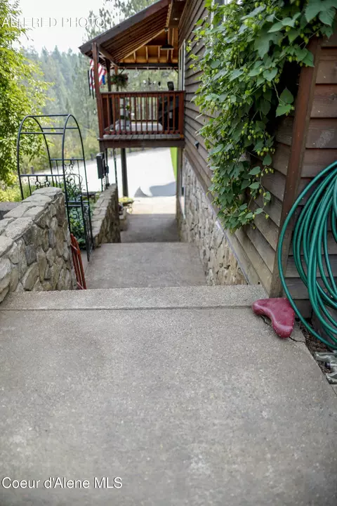 Other - 483 Paradise Ln, Pinehurst, ID 83850 photo 2 of 23