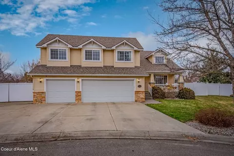 1529 W Coquille Ct, Post Falls, ID 83854