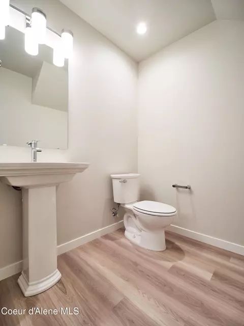 Bath - 1042 E 4th Ave, Post Falls, ID 83854 photo 1 of 4