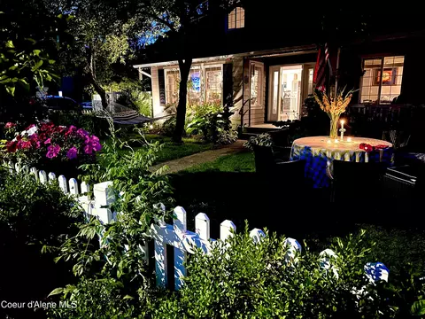 1405 E Young Ave, Coeur D'alene, ID 83814