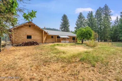 Exterior - 1034 E Settlement Rd, Priest River, ID 83856 photo 8 of 13