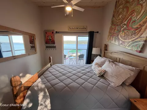 Bedroom - 1141 E Merganser Ln, Harrison, ID 83833 photo 1 of 5