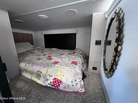 Bedroom - 1141 E Merganser Ln, Harrison, ID 83833 photo 5 of 5