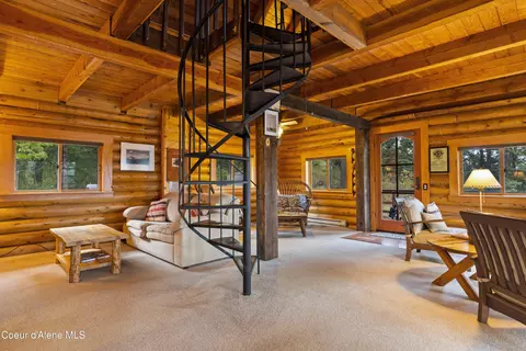 Living - 524 Glacier Loop, Bayview, ID 83803 photo 5 of 5