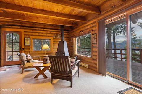 Living - 524 Glacier Loop, Bayview, ID 83803 photo 1 of 5