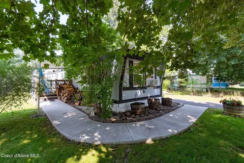 741 W Kentucky Ave, Hayden, ID 83835