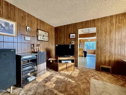 Living - 24 Union Ave, Silverton, ID 83867 photo 2 of 2