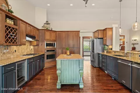 Kitchen - 357 S Cane St, Post Falls, ID 83854 photo 3 of 7