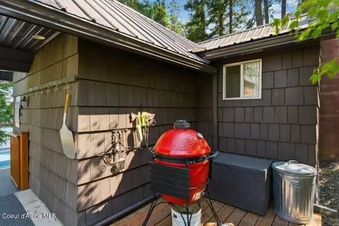 Exterior - 580 Rocky Point Loop Rd, Plummer, ID 83851 photo 6 of 7