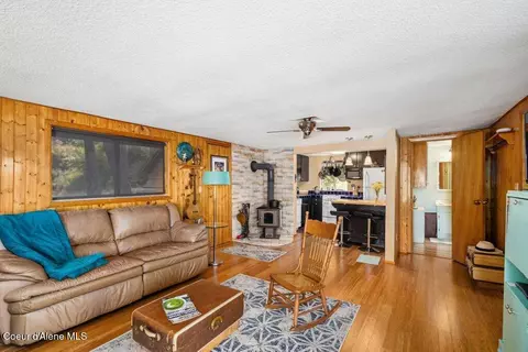 Living - 580 Rocky Point Loop Rd, Plummer, ID 83851 photo 3 of 3
