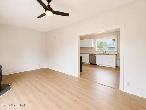 Living - 146 5th St, Plummer, ID 83851 photo 1 of 2