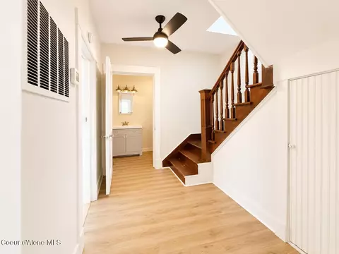 Entry Way - 146 5th St, Plummer, ID 83851 photo 2 of 3