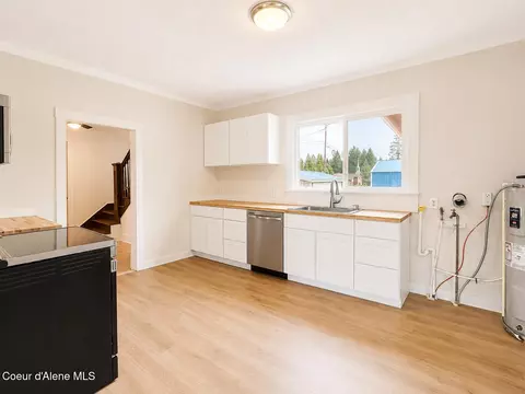 Kitchen - 146 5th St, Plummer, ID 83851 photo 1 of 4