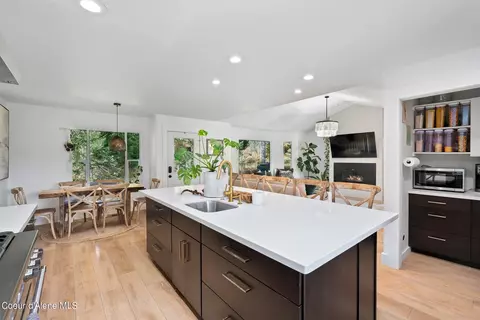 Kitchen - 80 Bobtail Rd, Sandpoint, ID 83864 photo 2 of 4