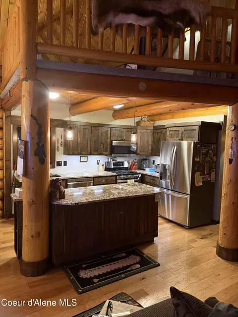 Kitchen - 3882 Cavanaugh Bay Rd, Coolin, ID 83821 photo 1 of 1