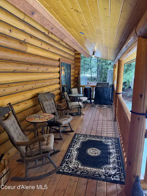 Exterior - 3882 Cavanaugh Bay Rd, Coolin, ID 83821 photo 2 of 4
