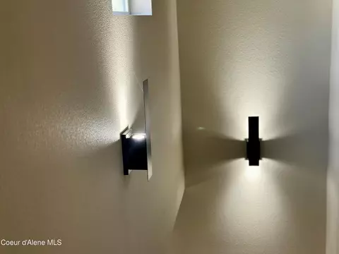 Entry Way - 3317 E Brownstone Ct, Post Falls, ID 83854 photo 6 of 6