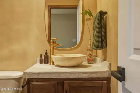 Bath - 3317 E Brownstone Ct, Post Falls, ID 83854 photo 4 of 9