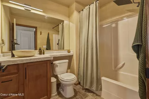 Bath - 3317 E Brownstone Ct, Post Falls, ID 83854 photo 5 of 9