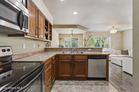 Kitchen - 3317 E Brownstone Ct, Post Falls, ID 83854 photo 2 of 3