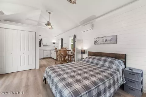 Bedroom - 125 Ferry Rd, Sagle, ID 83860 photo 4 of 7