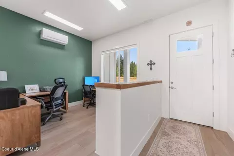 Entry Way - 125 Ferry Rd, Sagle, ID 83860 photo 1 of 3