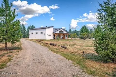Exterior - 125 Ferry Rd, Sagle, ID 83860 photo 6 of 19