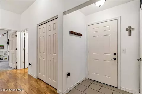 Entry Way - 3591 E 3rd Ave #STE 105, Post Falls, ID 83854 photo 2 of 3