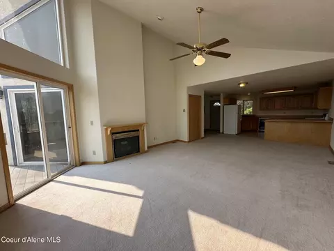 Living - 75 Silver Ridge Cir #203, Kellogg, ID 83837 photo 4 of 7