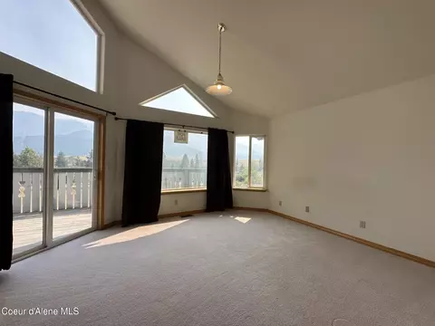 Living - 75 Silver Ridge Cir #203, Kellogg, ID 83837 photo 7 of 7