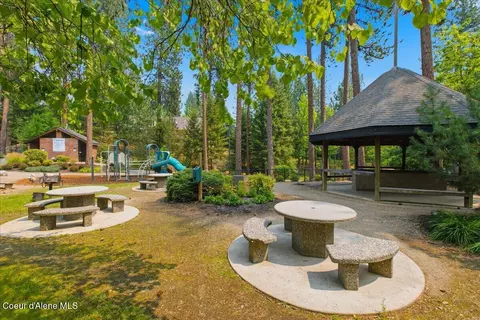 Exterior - 5124 E Shoreline Dr, Post Falls, ID 83854 photo 17 of 18