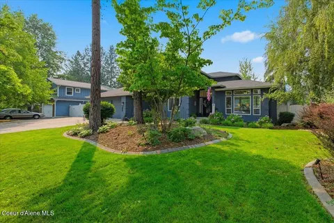 Exterior - 5124 E Shoreline Dr, Post Falls, ID 83854 photo 3 of 18