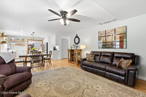 Living - 5124 E Shoreline Dr, Post Falls, ID 83854 photo 4 of 4
