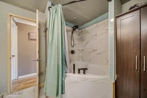 Bath - 305 E 15th Ave, Post Falls, ID 83854 photo 3 of 4