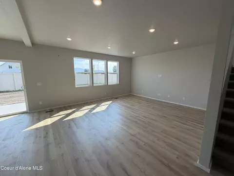 4464 E Rare Fox Ave, Post Falls, ID 83854 photo 5