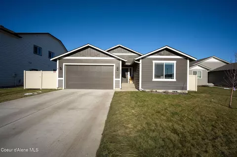 5995 W Dayton Ave, Rathdrum, ID 83858