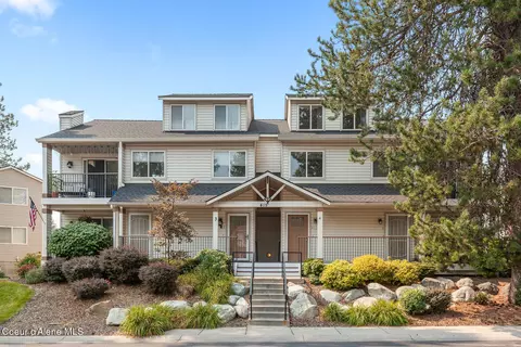 415 E Knotty Pine Ln #4, Coeur D'alene, ID 83815