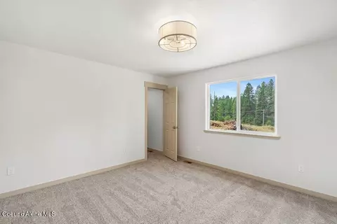 Bedroom - 431 F St, Plummer, ID 83851 photo 1 of 6