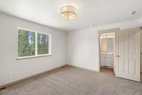 Bedroom - 431 F St, Plummer, ID 83851 photo 2 of 6