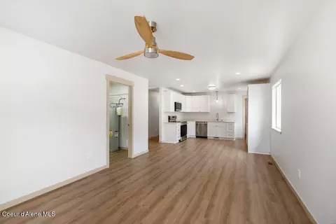 Living - 431 F St, Plummer, ID 83851 photo 2 of 2