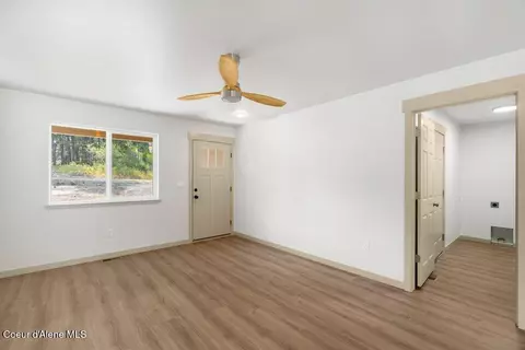 Living - 431 F St, Plummer, ID 83851 photo 1 of 2