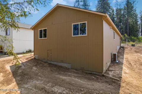 Exterior - 431 F St, Plummer, ID 83851 photo 6 of 6